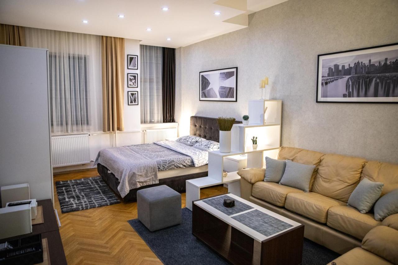Cubic Central Lux Ni Eksteriør bilde