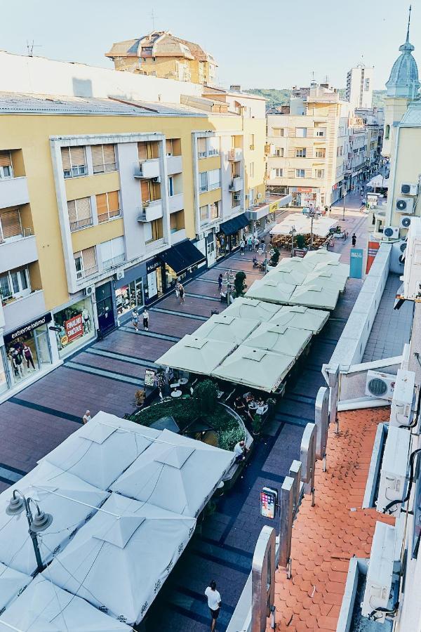 Cubic Central Lux Ni Eksteriør bilde